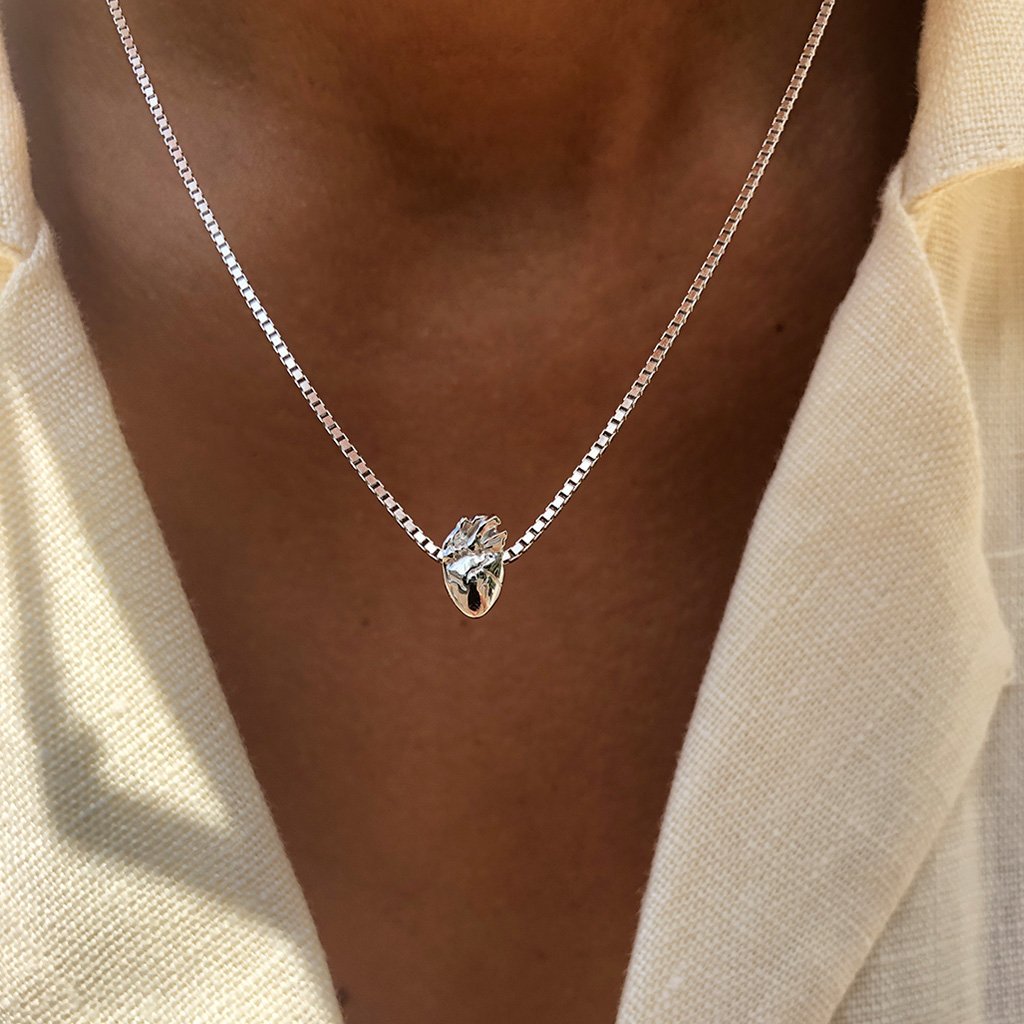 Shield of Athena &amp; I Carry Your Heart Necklace Silver Set